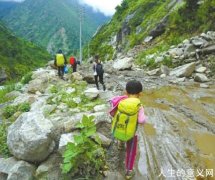 中国最小背包客4岁女孩小目标:小学前走遍全球